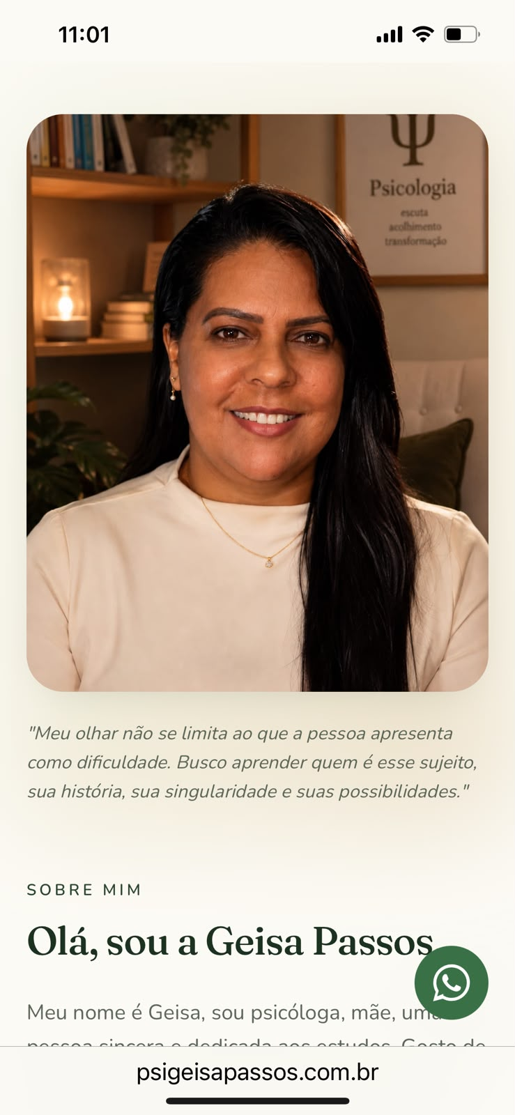 Seção de apresentação com foto no site de Geisa Passos